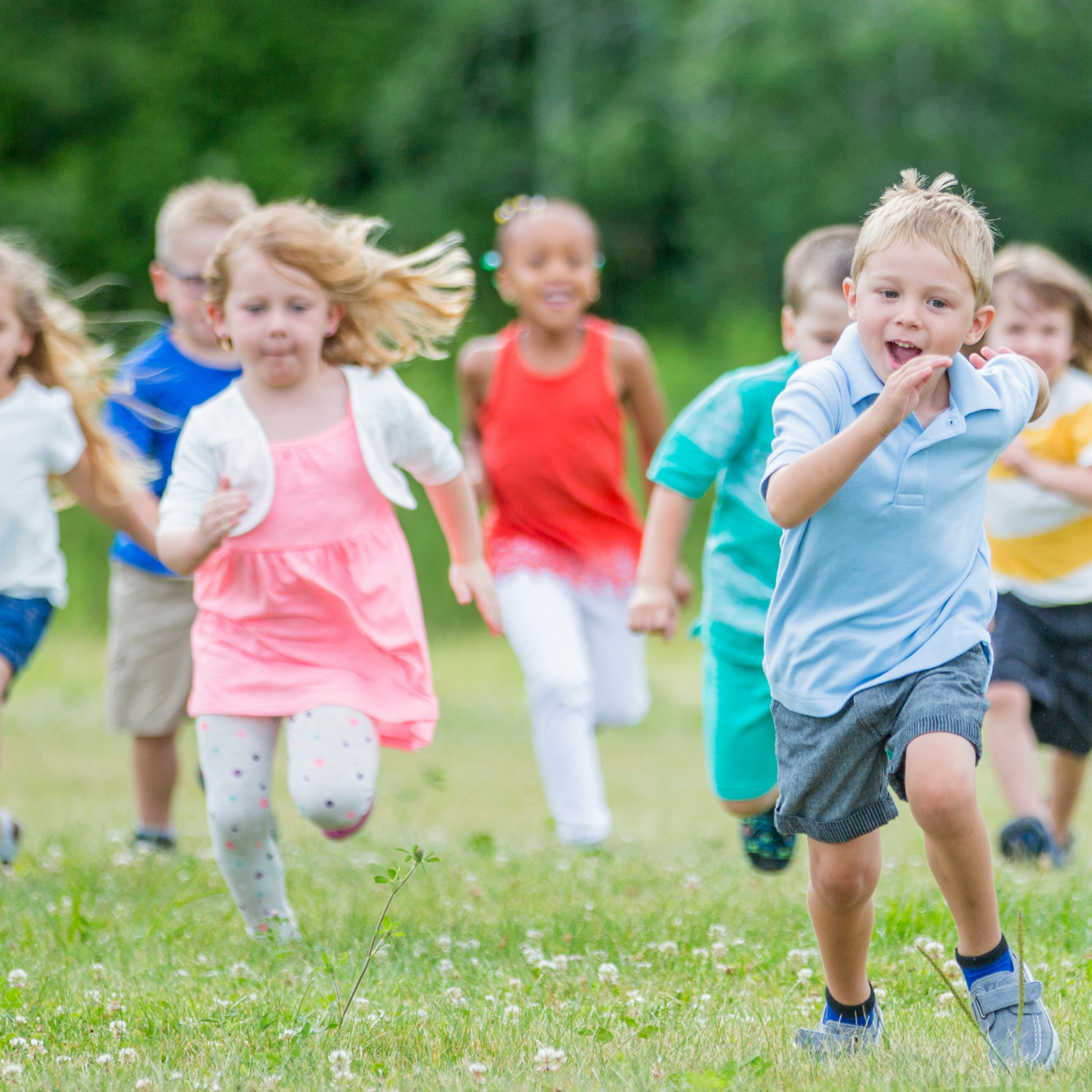 children running